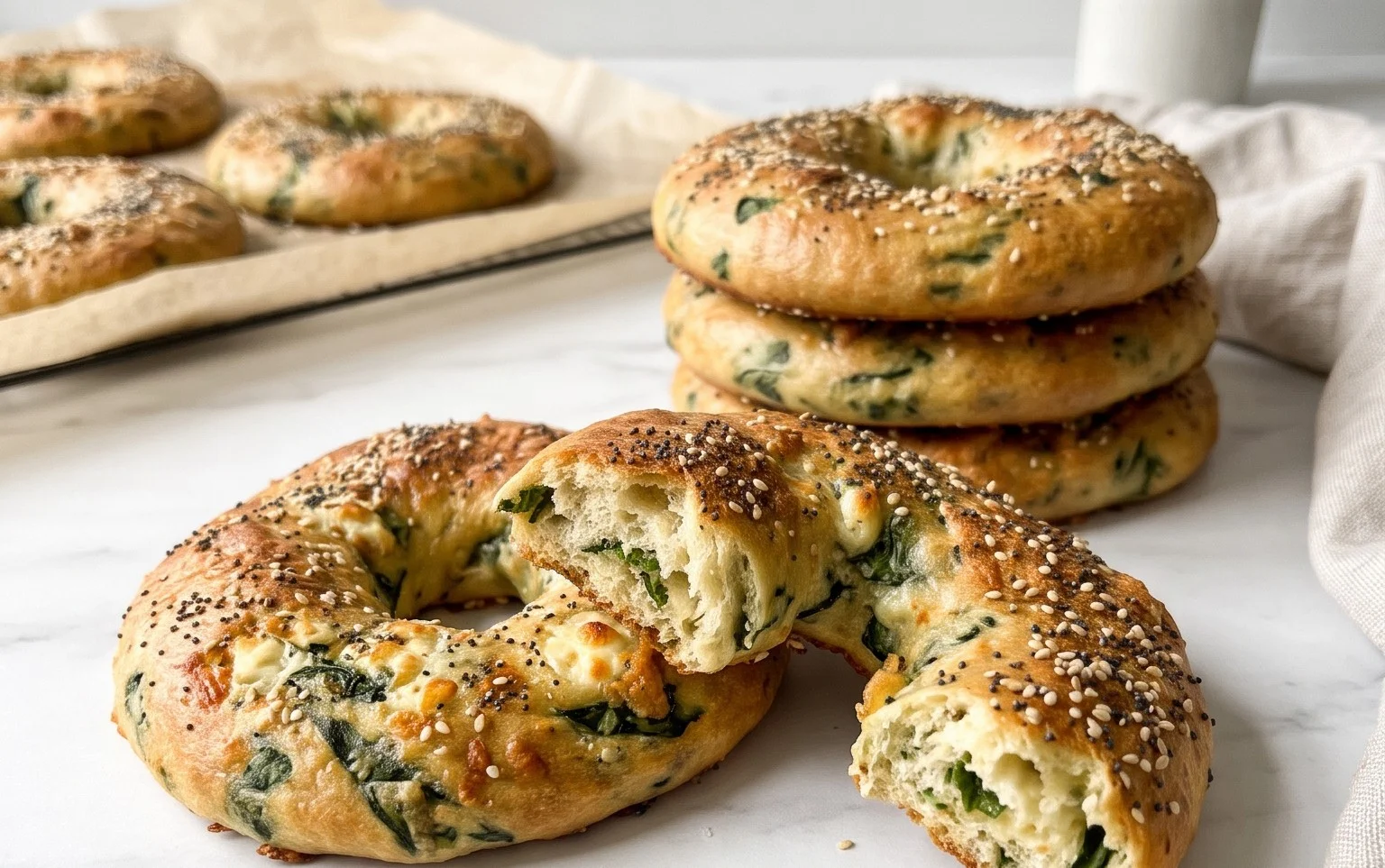 Irresistibly Easy Spinach Cottage Cheese Flagels for Any Meal